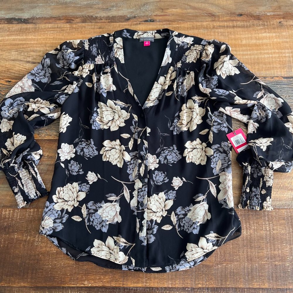 Vince Camuto XS Enchanted Black Floral Blouse